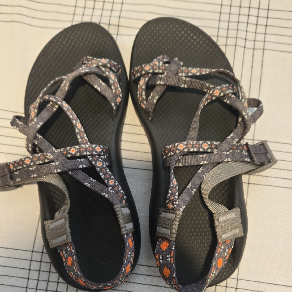 Chaco Stylish Black and Patterned Sandals